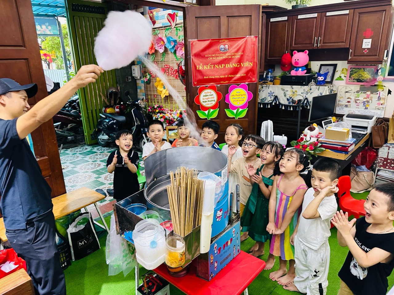 Chuyên Cung Cấp Đường Màu Làm Kẹo Bông Gòn Khu Vực Hồ Chí Minh