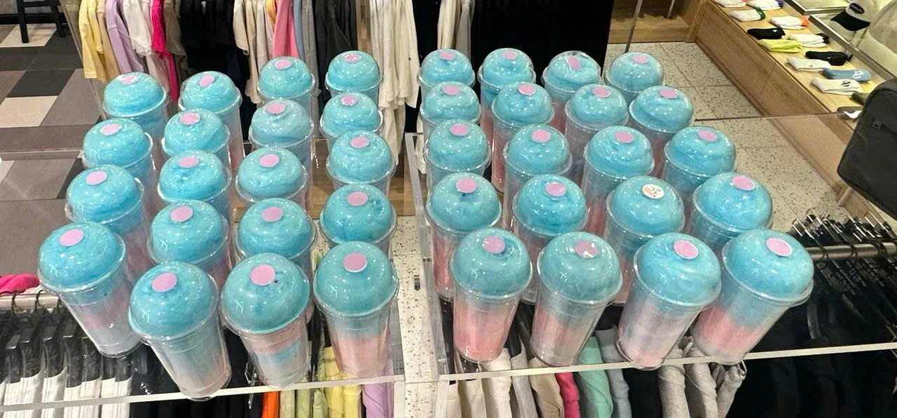 Dịch Vụ Cung Cấp Ly Kẹo Bông Gòn Cho Các Sự Kiện Tại Trung Tâm Thương Mại Của TOP TOP